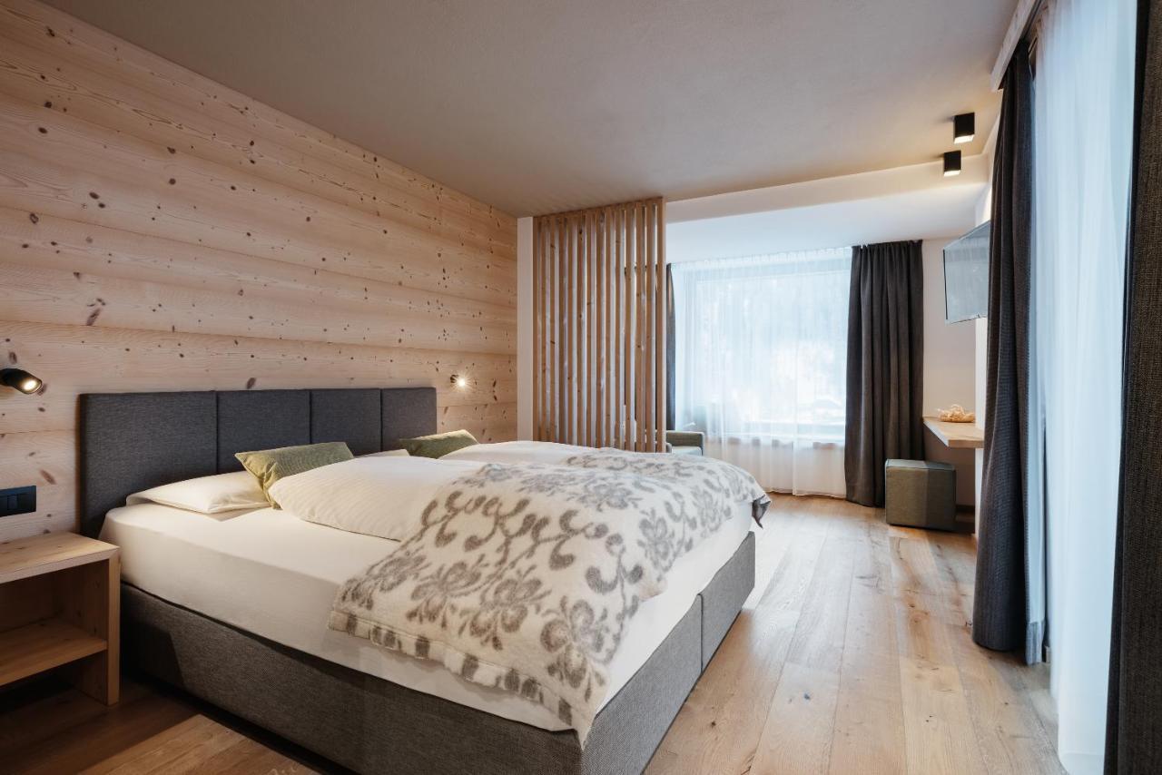 Berghotel Sanvi ซานมาร์ตีโน อิน บาร์เดีย ภายนอก รูปภาพ